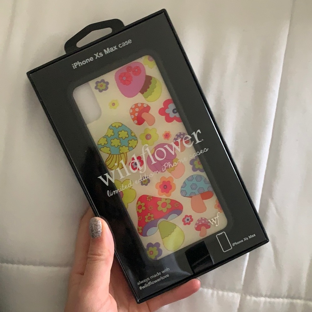 Wildflower “Groovy Shroom” iPhone XS Max Case